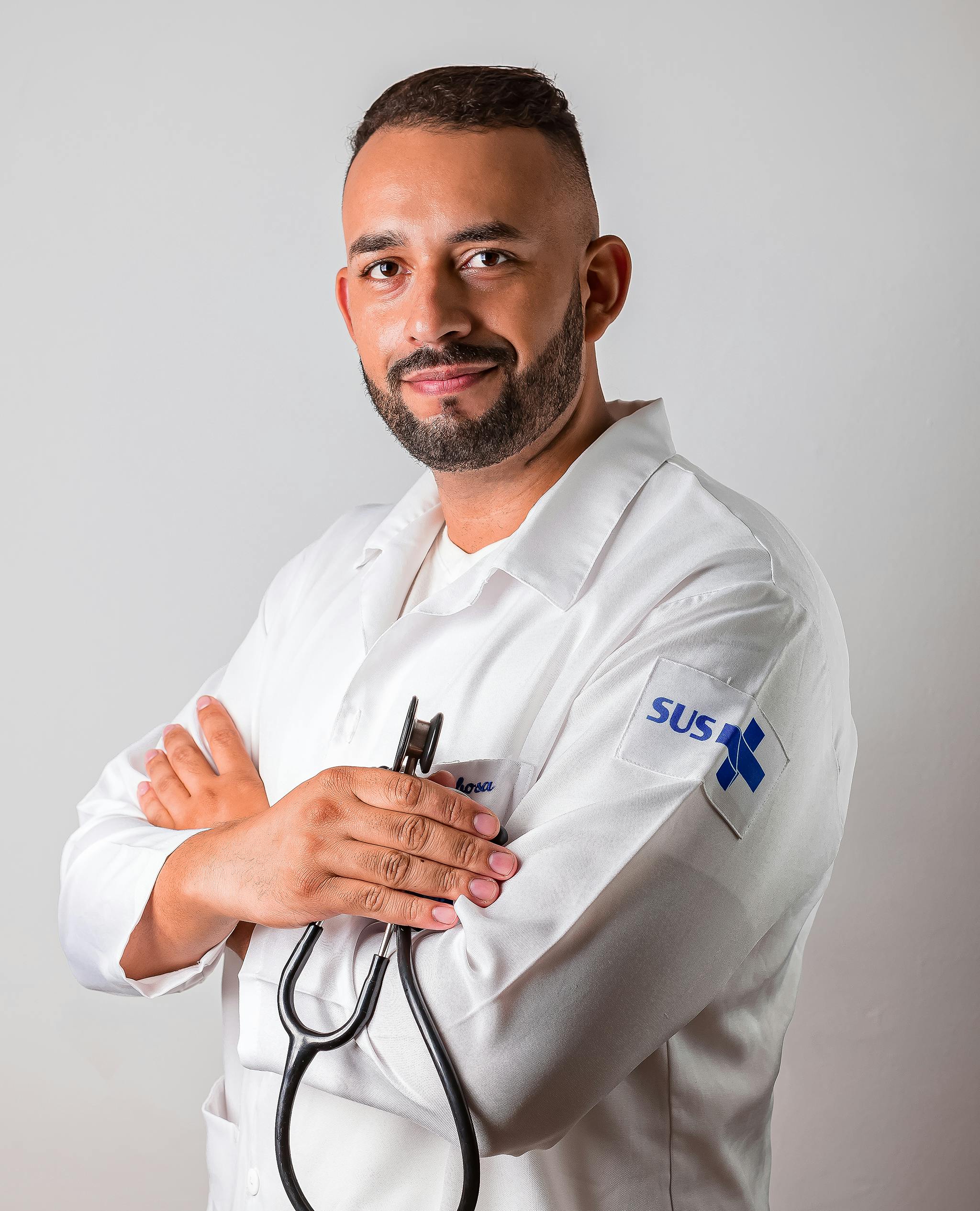 Dr. Lucas Santos